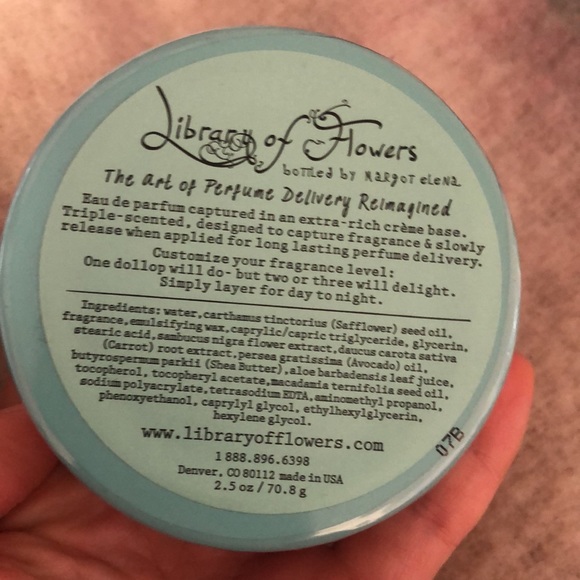 Library of Flowers by Margot elena perfumed Creme delight 2.5oz in Field&flowers - Picture 2 of 4